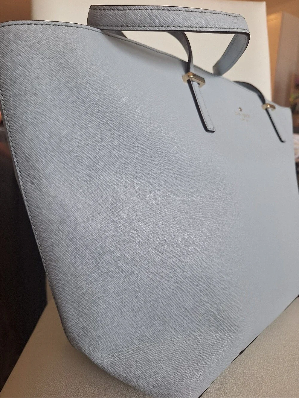 Kate Spade Light Blue Leather Cedar Street Medium Tote EUC